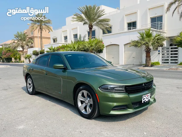 *DODGE CHARGER* *2020* *Bahrain Agency* Model - 2020 Km - 73k km Engine - 3.6L Color – Green *Re