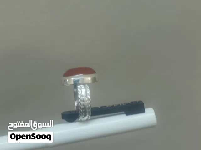 خاتم فضه صياغه جميله  بحجر عقيق كبدي يماني طبيعي ٪/٪