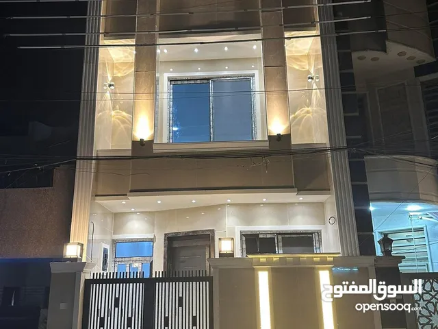 250 m2 3 Bedrooms Townhouse for Sale in Baghdad Jihad