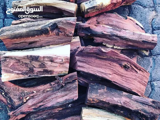 فحم وحطب أفريقي ممتاز في الإمارات