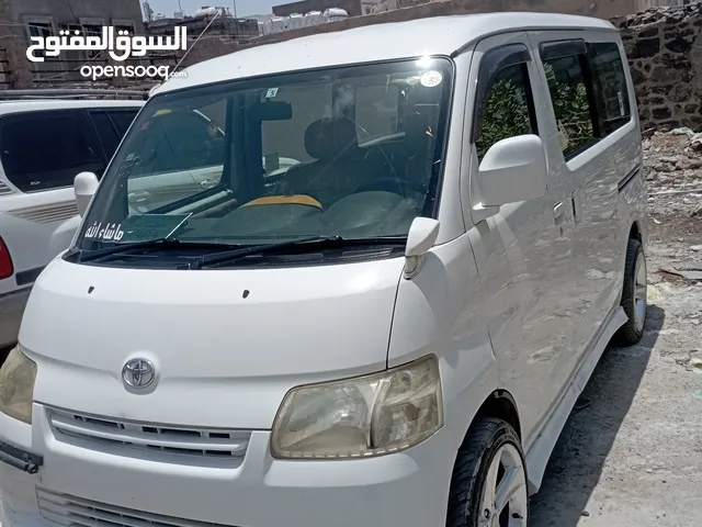 Toyota Other 2009 in Aden