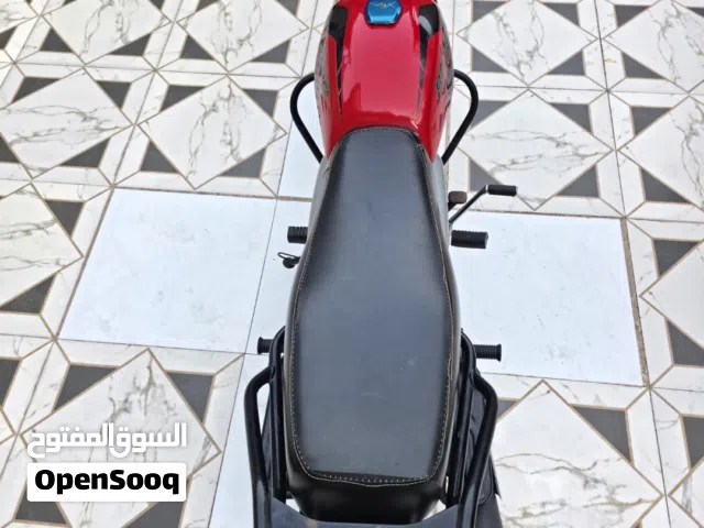 2022 باجاج بوكسر
