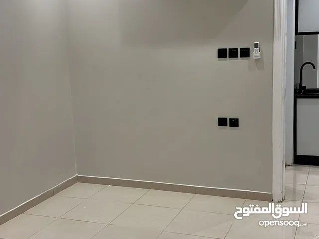 1 m2 Studio Apartments for Rent in Al Riyadh Al Malqa