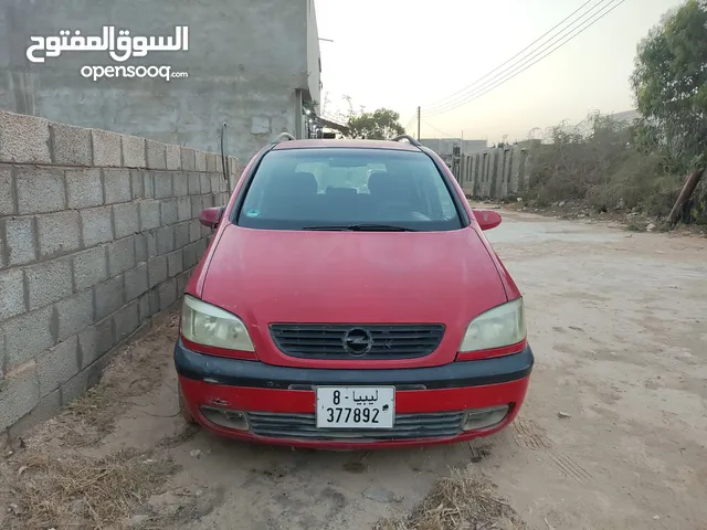 Used Opel Zafira in Benghazi