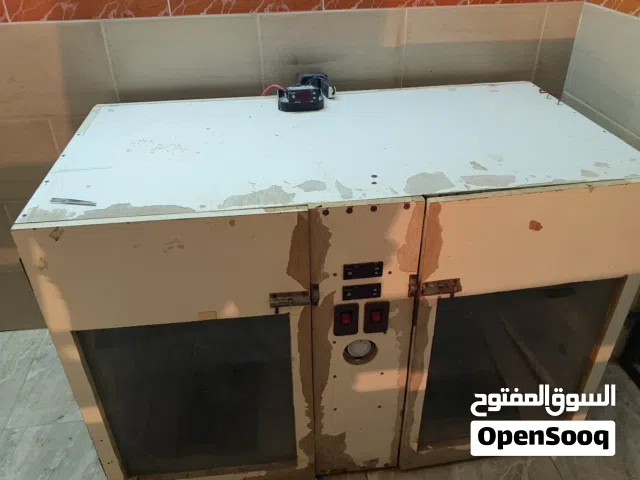فقاسة دجاج 600 بيضة