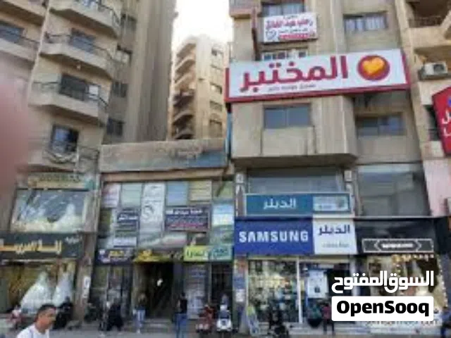 محل 22م للبيع بمول بيت العز بميدان المطريه بالدور الأرضي 2 دقيقة فقط من باب المول