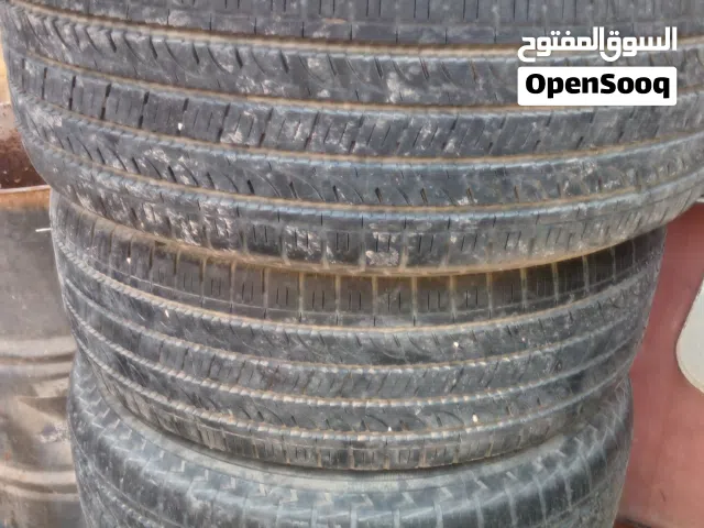 سيرية قومات نظيفة للبيع