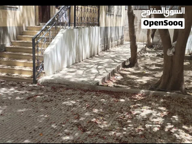 فله دوار حده امام مطعم الطازج