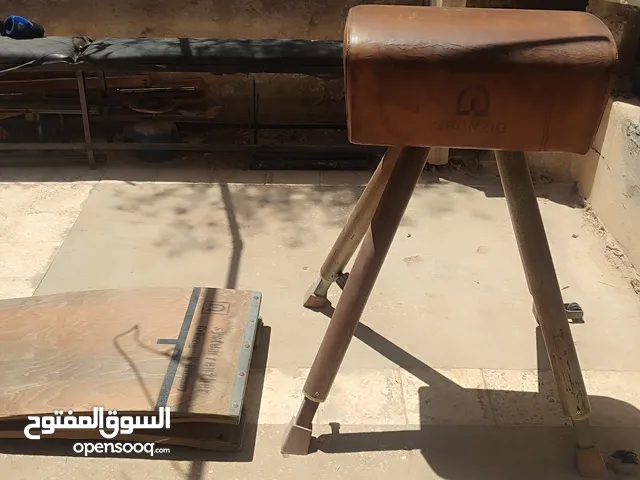 فرس قفز للبيع مع رفاص حجم كبير