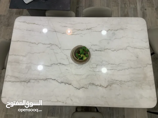 للبيع طاولة طعام ( رخام ) - Dining table for sale (marble)
