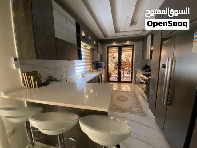 165 m2 5 Bedrooms Apartments for Sale in Amman Daheit Al Yasmeen
