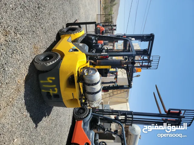 2017 Forklift Lift Equipment in Amran