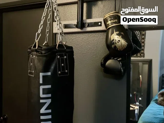 مدرب ملاكمة جاهز على اعطاء كامل الخبرة والتأسيس من الصفر