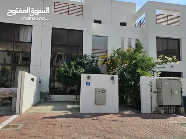 villa for rent in Tilal AlQurom compound فيلا للايجار في مجمع تلال القرم