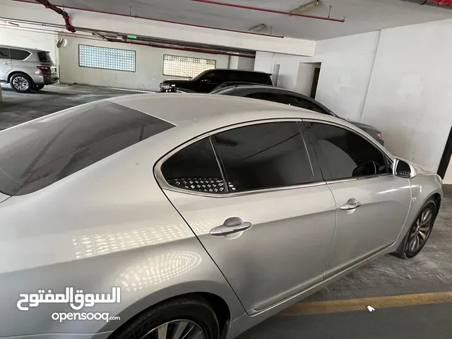 Used Kia Cadenza in Sharjah