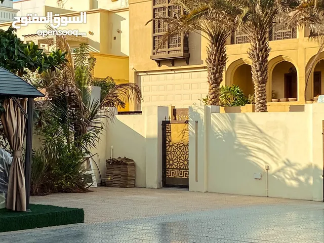 807 m2 5 Bedrooms Villa for Sale in Muscat Ansab