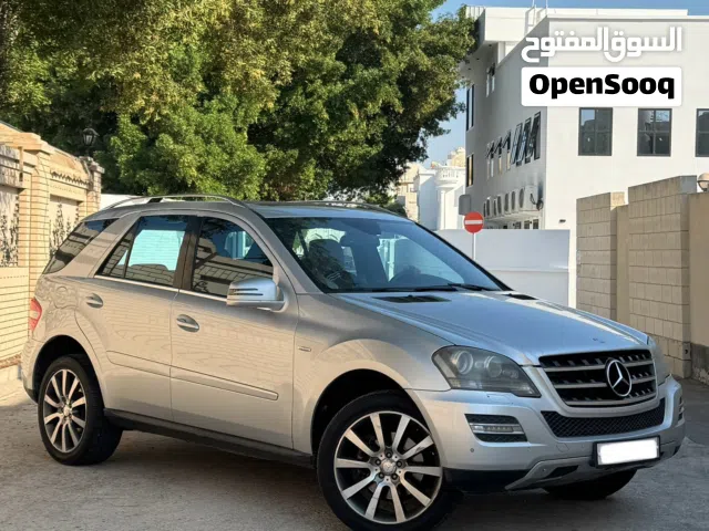 MERCEDES BENZ ML350 2011 - FULL OPTION - SINGLE OWNER - EXCELLENT CONDITION!