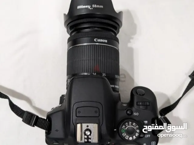 Canon EOS 700D DSLR Camera with 18-55mm IS STM lens