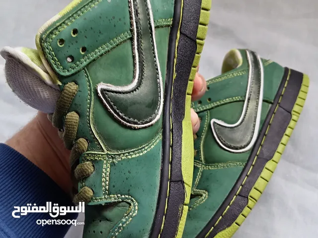 40 Sport Shoes in Amman