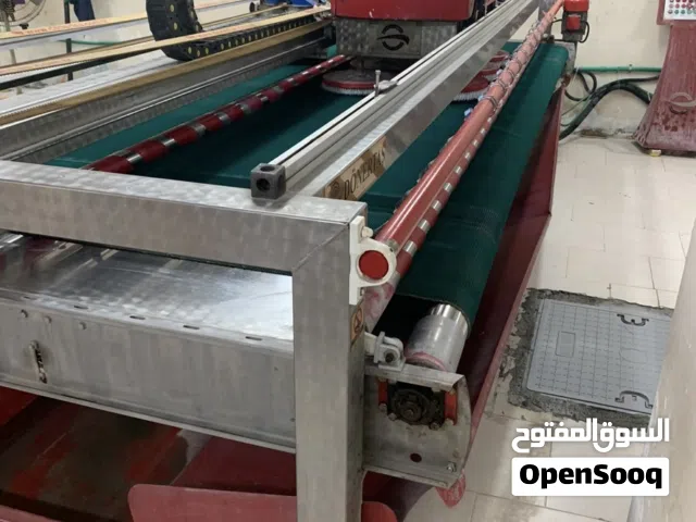 للبيع جهاز غسيل سجاد الالي 6 فرش و جعاز غبار