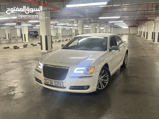 Used Chrysler 300 in Al Ahmadi