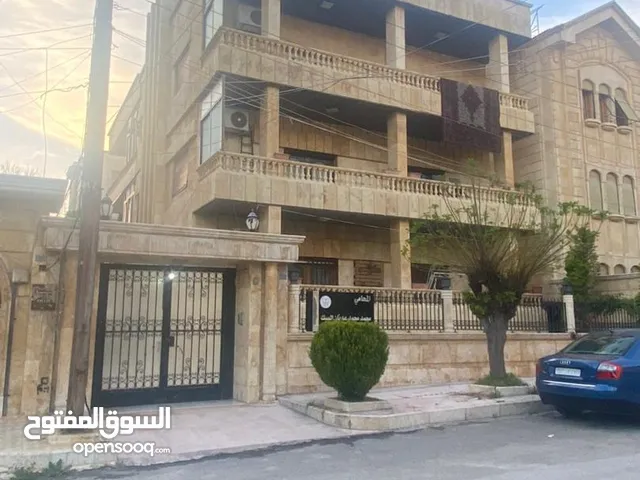 فيلا للبيع في الشهباء