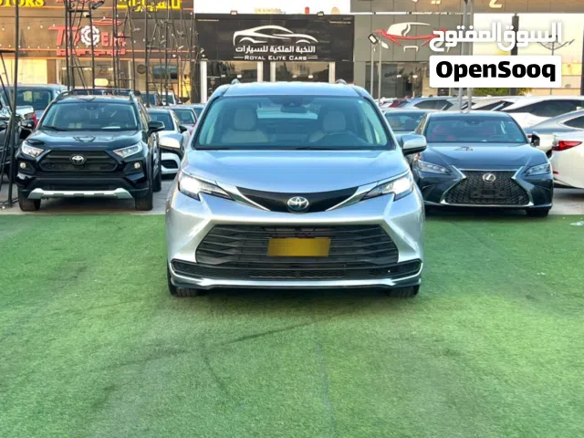 تويوتا سيينا 2022