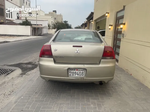 Used Mitsubishi Galant in Northern Governorate