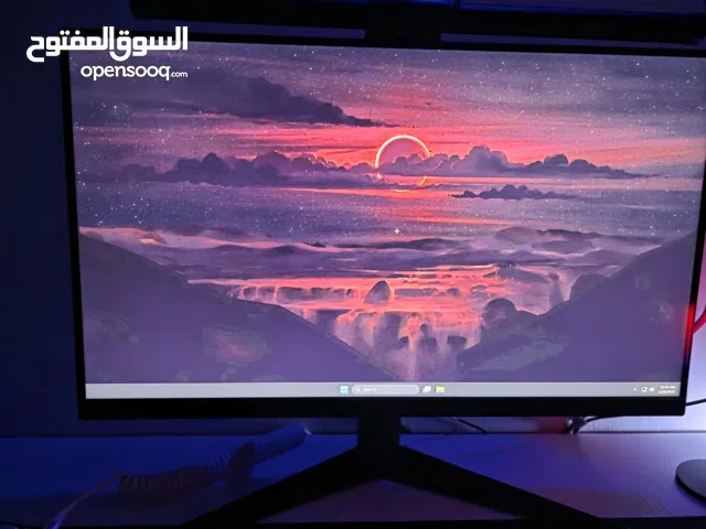 gaming monitor like new from Lg Ultra Gear 24 inch ips 165 fps perfect for gaming like new,0.5 ms