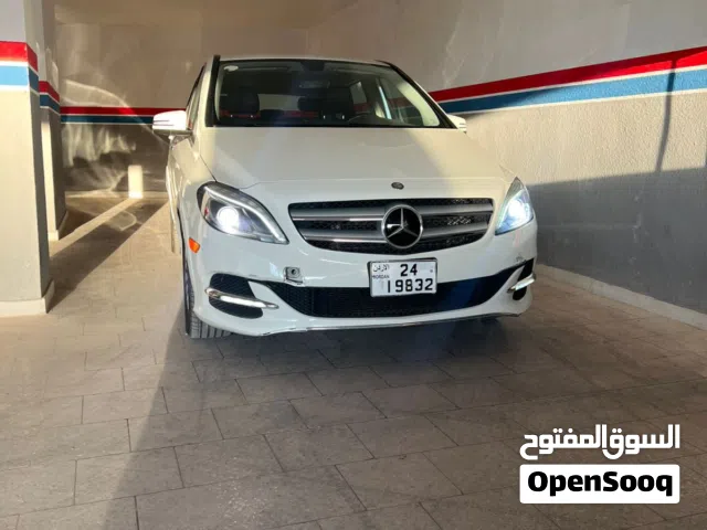 2014 مرسيدس بنز الفئة-B B 250
