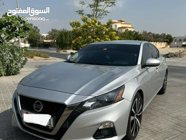 Nissan altima SR. GCC SPEC