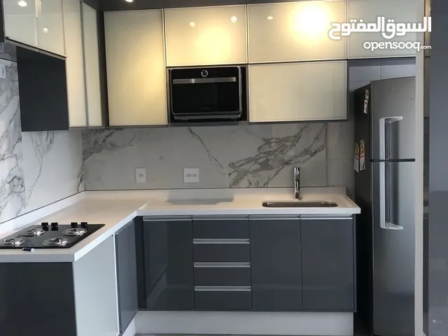 شقة للايجار بالجنينة طابق اول ضمن بناية