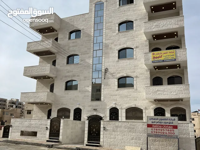 شقة تسوية اولى شبه ارضي سوبر ديلوكس للبيع من المالك مباشرة في ارقى المواقع واجملها في الزرقاء الجديد