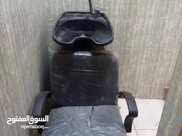 كرسي غسيل الشعر بمشتملاته وبنر للبيع