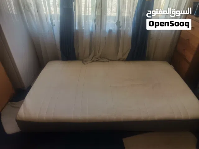 فرشة مفرد ونص