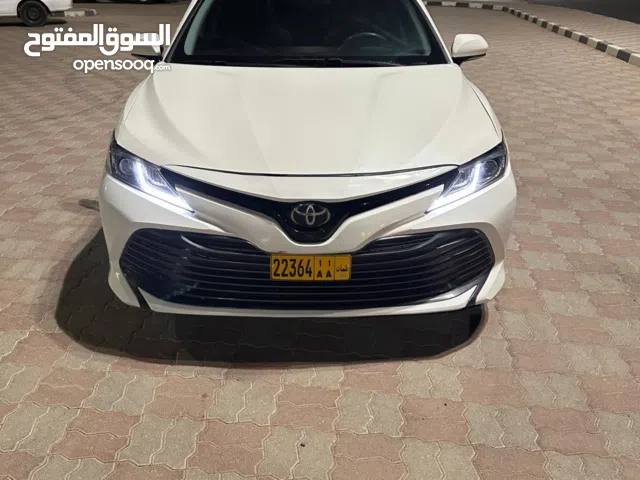 تويوتا كامري 2019 للبيع