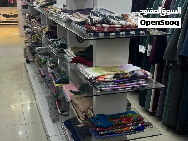 ديكور محل للبيع