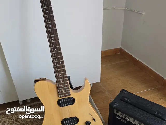 Yamaha Pacifica electric guitar 120SD جيتار ياماها باسيفا الإلكتروني