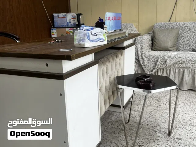 اثاث مكتبي لبيع قنفات وميز ومعرض انضاف