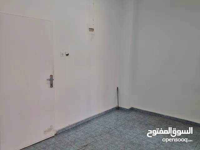 مكتب بالخلو او مخزن