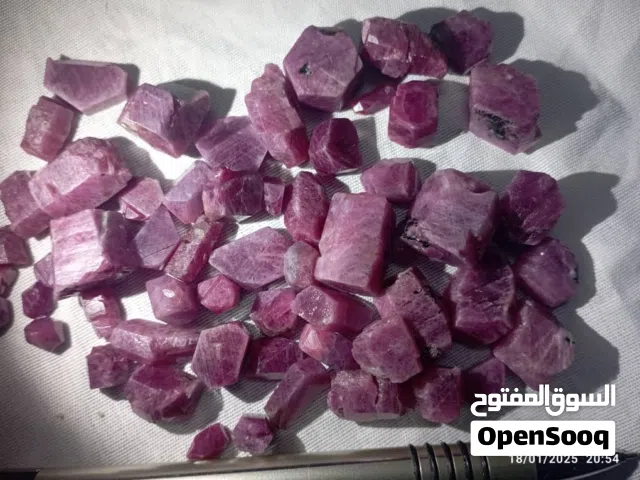 جميع انواع الحجار الكريمه