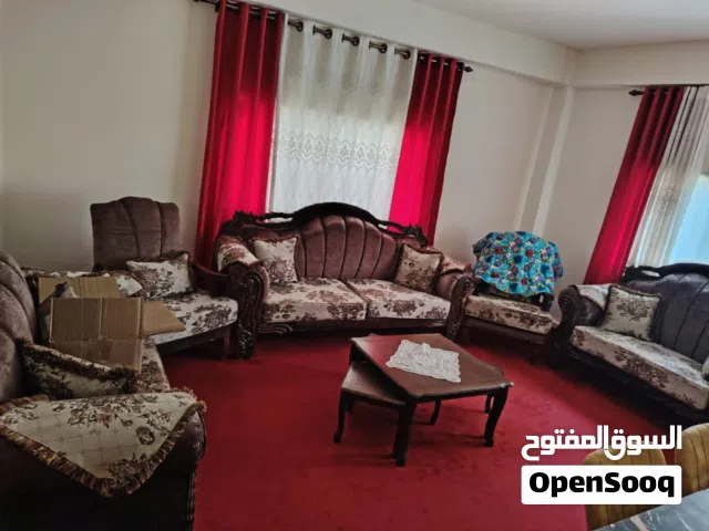طقم كنب تفصيل 9 مقاعد شبه وكاله زان مع طاولة وطربيزات