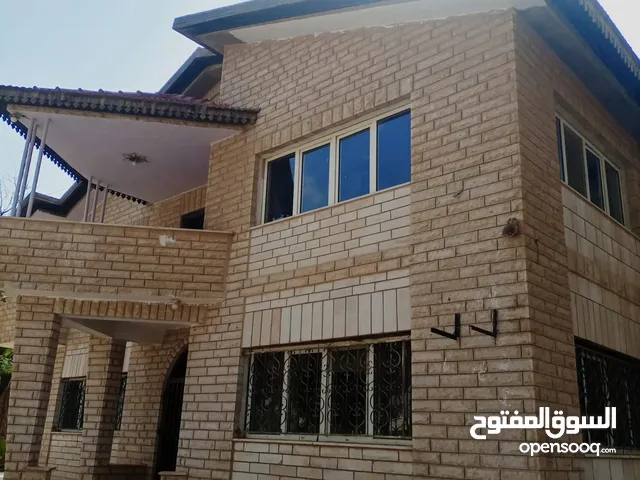 600 m2 More than 6 bedrooms Villa for Sale in Mafraq Hay Al-Zohoor