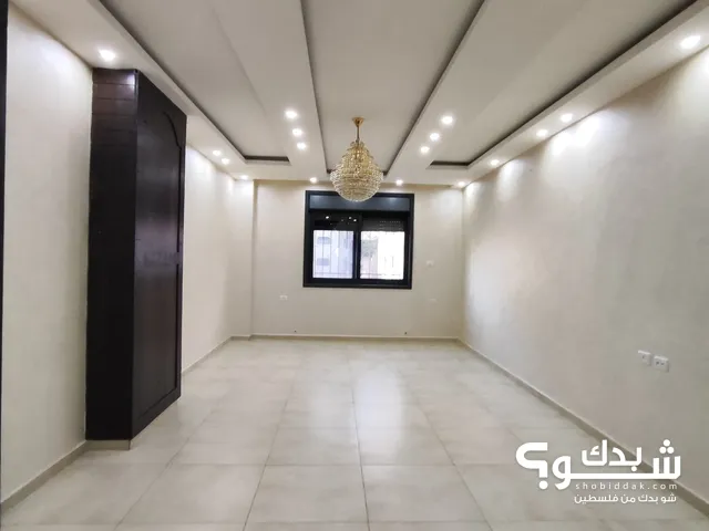175m2 3 Bedrooms Apartments for Sale in Ramallah and Al-Bireh Other