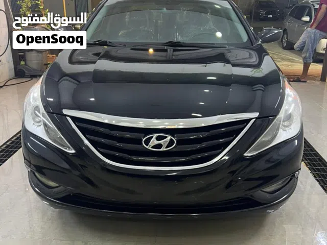 Used Hyundai Sonata in Um Al Quwain
