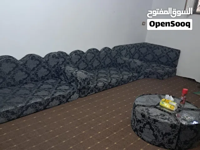جلسة أرضية