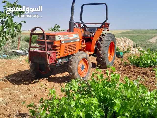 2009 Tractor Agriculture Equipments in Irbid