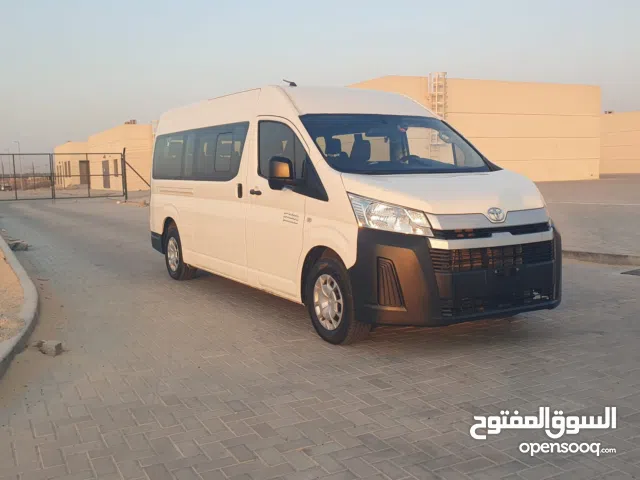 تويوتا هايس باص 2022 خليجي الفطيم جديدة بحالة ممتازة جداً  مثبت سرعة ABS