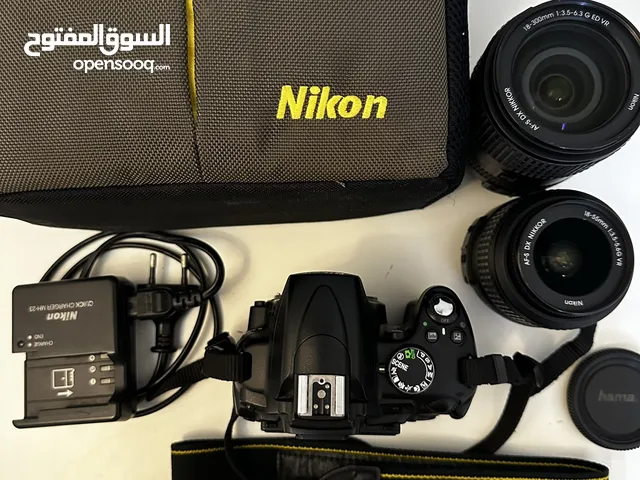 كاميرا Nikon مع عدستين وشنطة أصلية