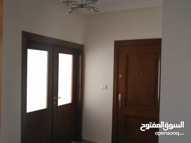 210 m2 3 Bedrooms Apartments for Sale in Amman Khalda